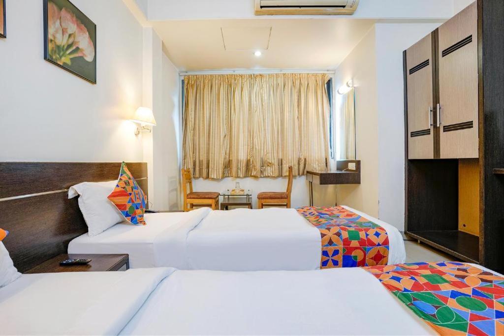 Gandharva Residency Swargate Hotel Pune Exterior foto